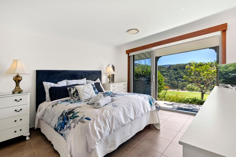 Moonraker – Fireplace with Swimming Pool