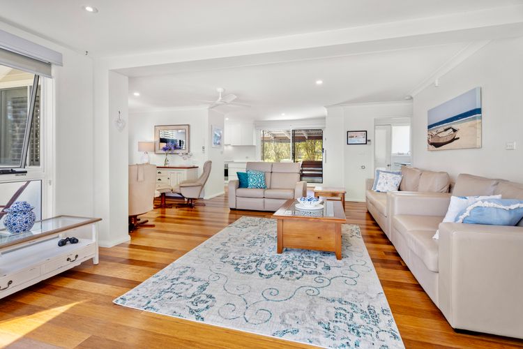 Serenity – Pet Friendly with Spa & Waterfront