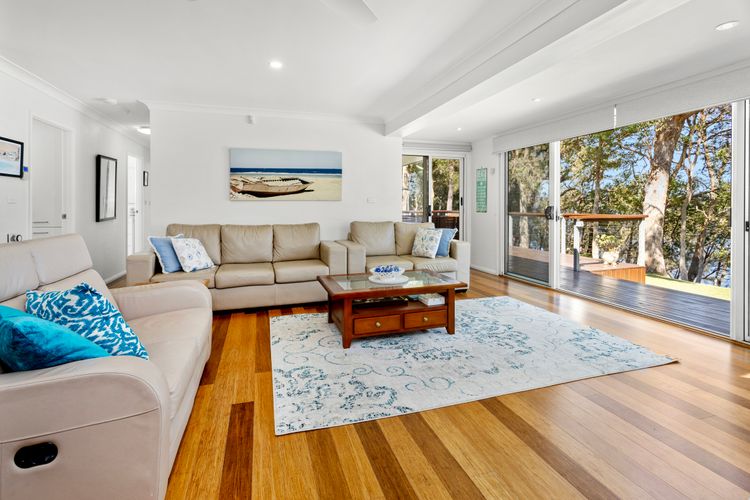 Serenity – Pet Friendly with Spa & Waterfront