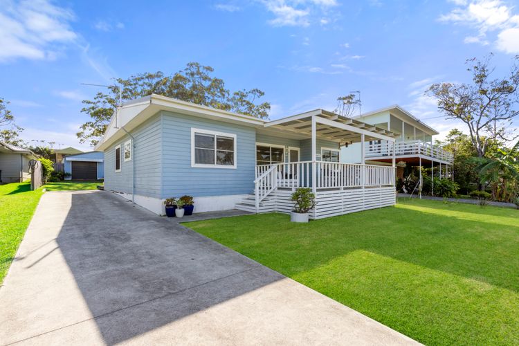 Beauts – Pet Friendly – 5 Mins Walk to Beach