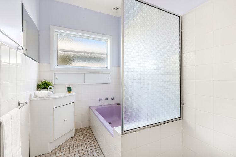 Beauts – Pet Friendly – 5 Mins Walk to Beach