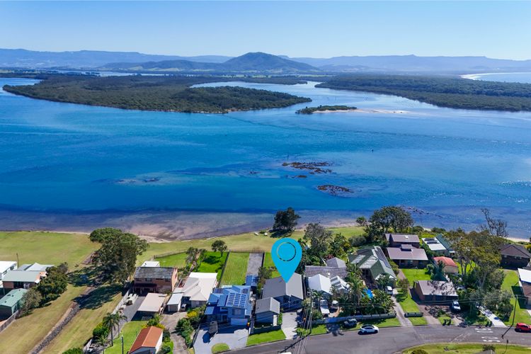 Amazing lakefront at your doorstep