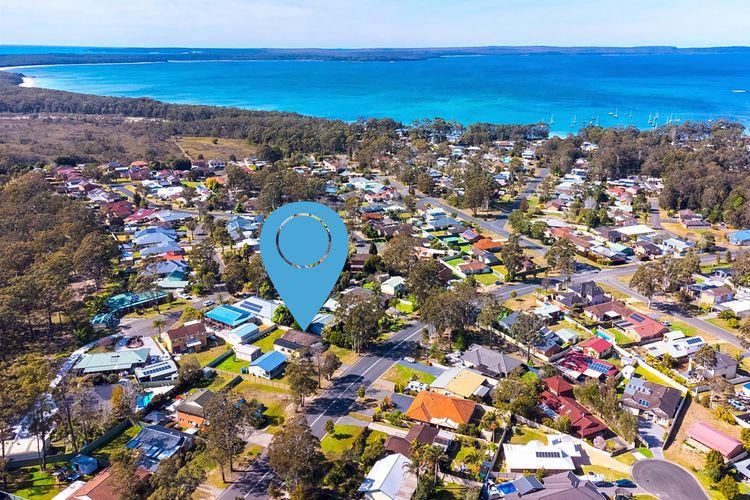 Barefoot Bay House – 10 Mins Walk to the Bay
