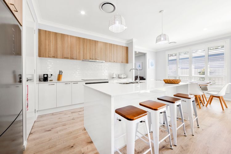Barefoot Bay House – 10 Mins Walk to the Bay