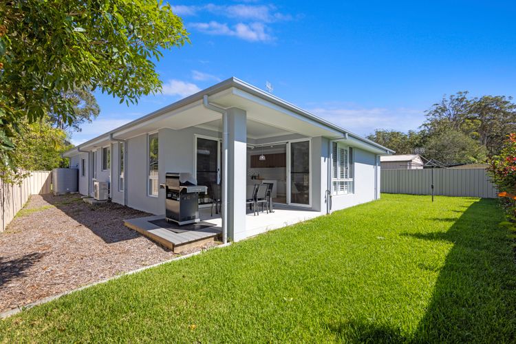 Barefoot Bay House – 10 Mins Walk to the Bay