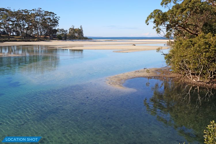 Sunset Sanctuary – Pet Friendly – 5 Mins Walk to Beach