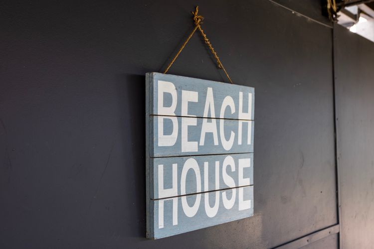 Sunset Sanctuary – Pet Friendly – 5 Mins Walk to Beach