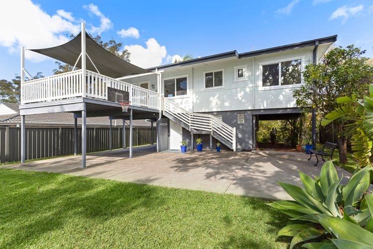 Sunset Sanctuary – Pet Friendly – 5 Mins Walk to Beach