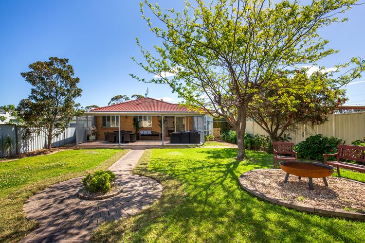 Easy access to an amazing surf beach for surfing, Amazing beach only a few minutes walk away