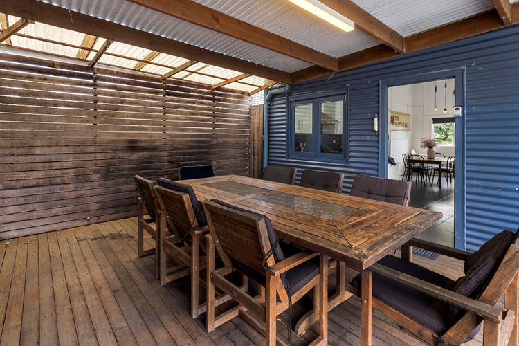 Bluetongue – Pet Friendly with Spa