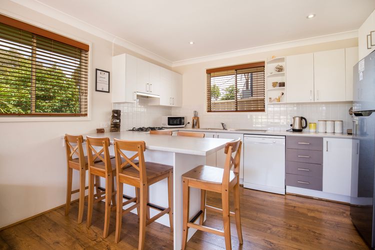Fully equipped kitchen with dining for six
