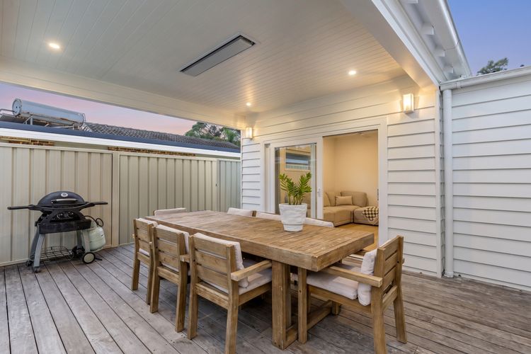 The White House – Pet Friendly with Heated Swimming Pool