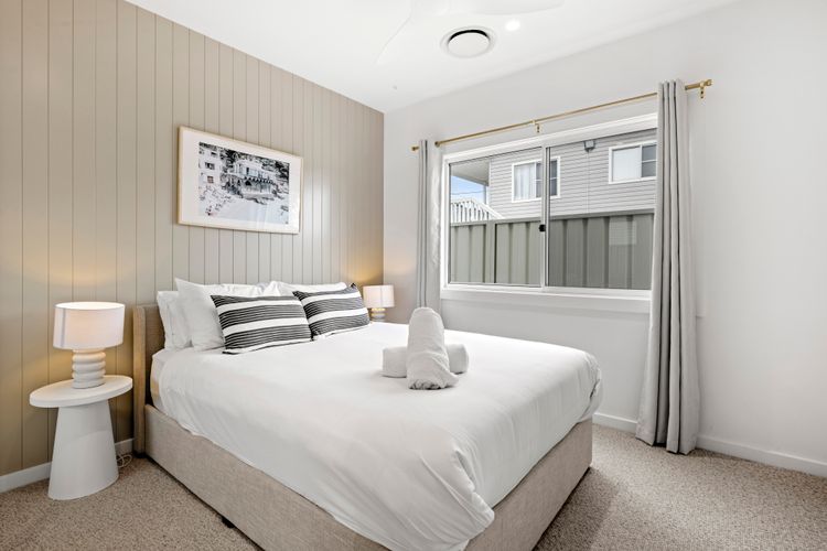 The White House – Pet Friendly with Heated Swimming Pool