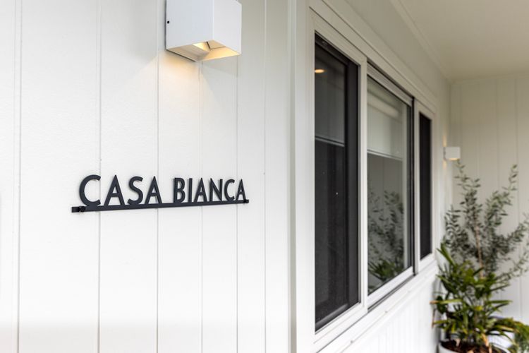 Casa Bianca – Pet Friendly with Swimming Pool
