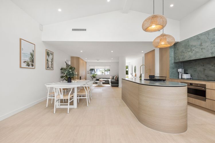 Casa Bianca – Pet Friendly with Swimming Pool