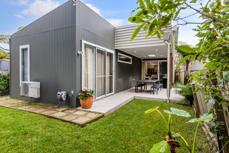 Sea House – Pet Friendly – 5 Mins Walk to Beach