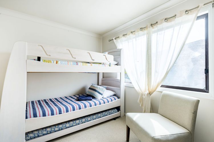 The Beach Bach – Pet Friendly with Firepit