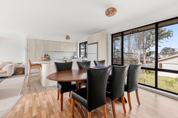 The Beach Bach – Pet Friendly with Firepit