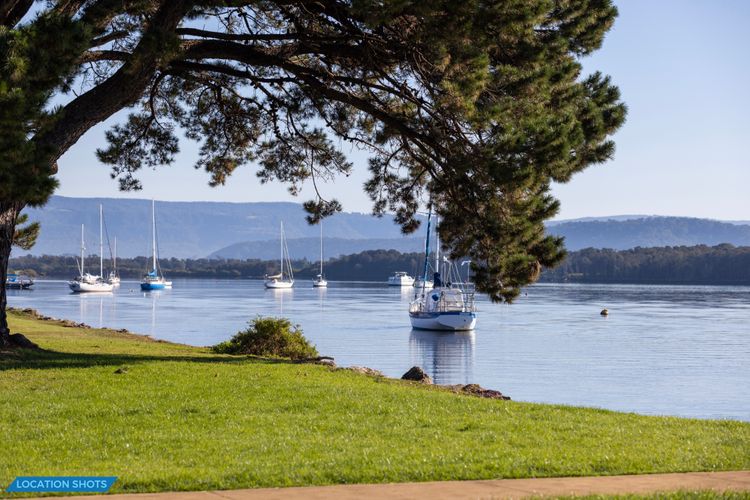 The Little Pelican – 2 Min Walk to Crookhaven River