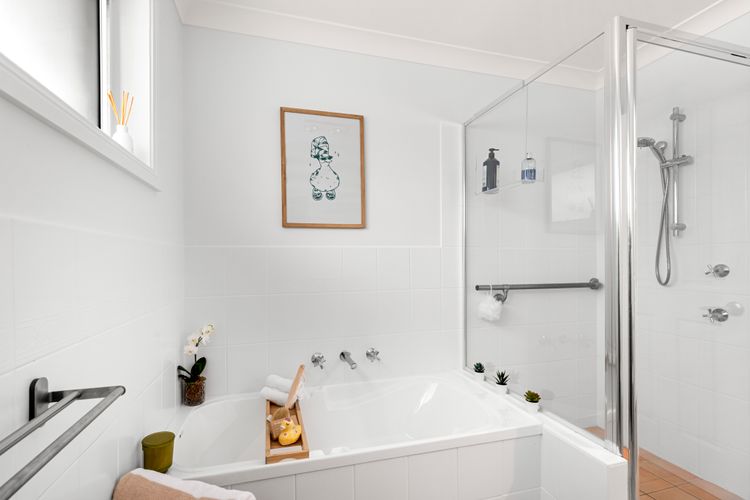 Killarney – Pet Friendly – 10 Minutes Walk to Beach