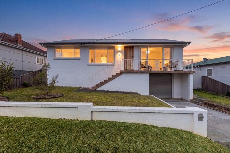 Beach Cottage – Pet Friendly – 2 Mins walk to Beach