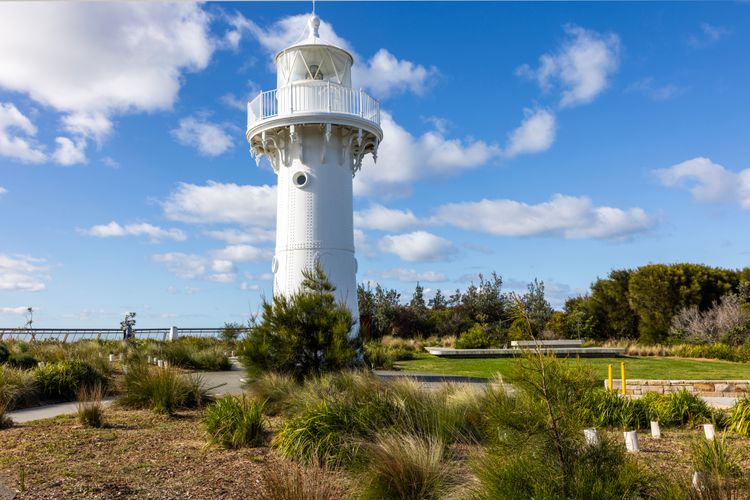 Beach Cottage – Pet Friendly – 2 Mins walk to Beach