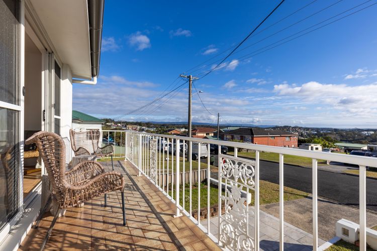 Beach Cottage – Pet Friendly – 2 Mins walk to Beach