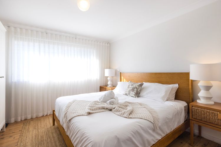 Beach Cottage – Pet Friendly – 2 Mins walk to Beach