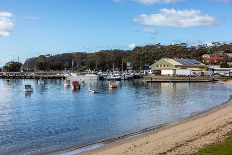 Beach Cottage – Pet Friendly – 2 Mins walk to Beach