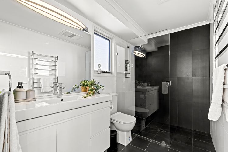 Saltwood – Pet Friendly – Community Pool