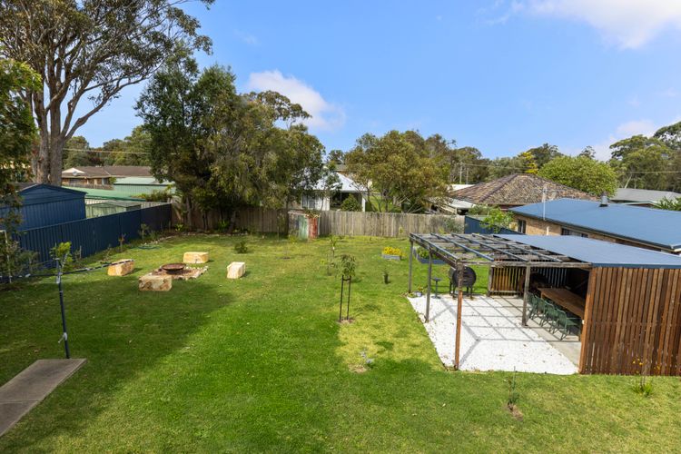 Paws and Palms – Pet Friendly with Fire Pit