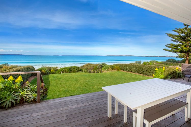 Amazing views, Close to local golf course, Amazing beachfront at your doorstep