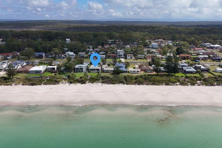 Azure Absolute Beachfront – Pet Friendly with Stunning Views