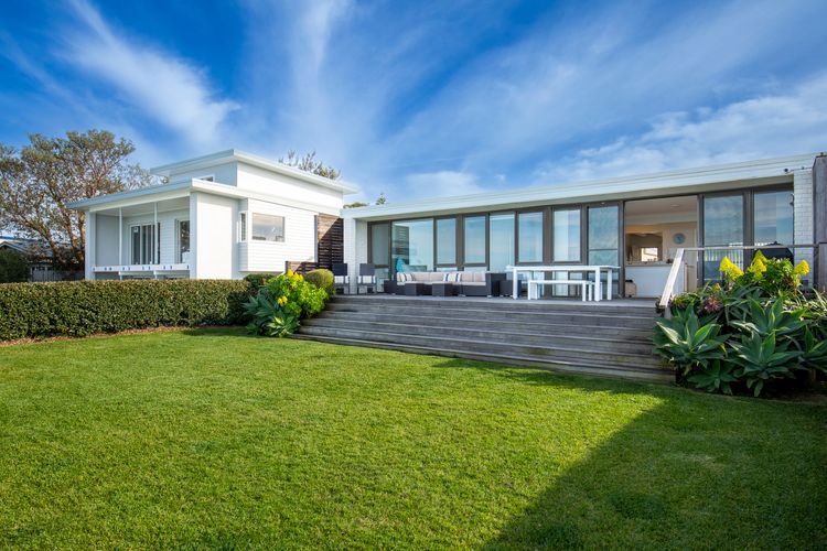 Azure Absolute Beachfront – Pet Friendly with Stunning Views