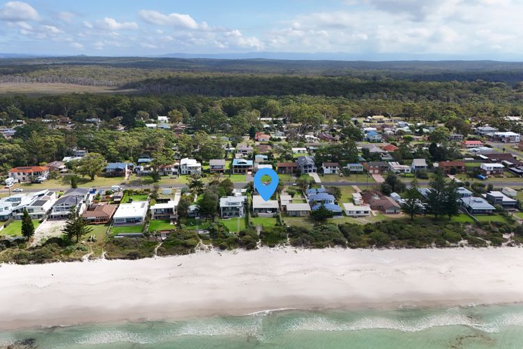 Azure Absolute Beachfront – Pet Friendly with Stunning Views
