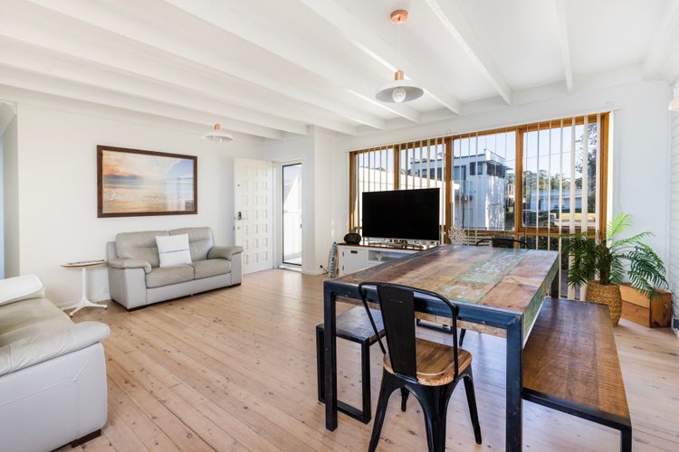 Azure Absolute Beachfront – Pet Friendly with Stunning Views