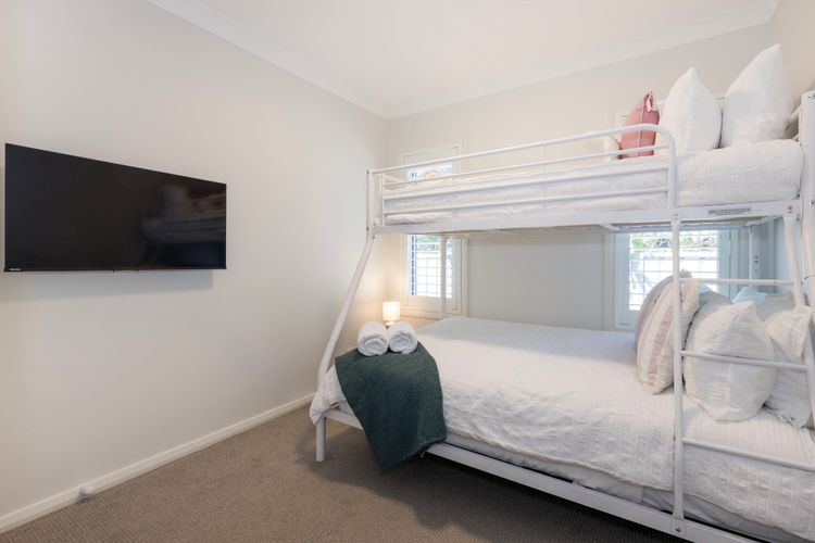 Culburra Cove – Pet Friendly – 5 Mins Walk to the Beach