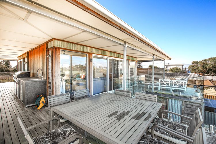 The Palings at Culburra – Pet Friendly Masterpiece