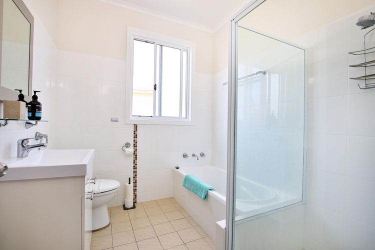 Tilly’s Retreat – Pet Friendly – 3 Min Walk to Beach