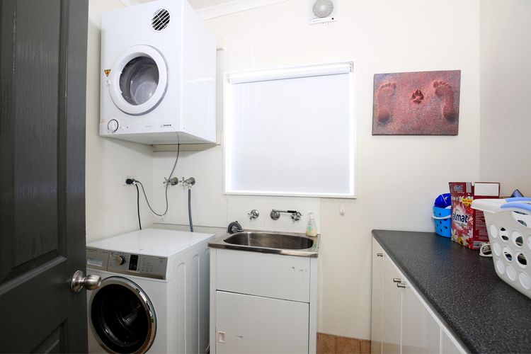 Tilly’s Retreat – Pet Friendly – 3 Min Walk to Beach