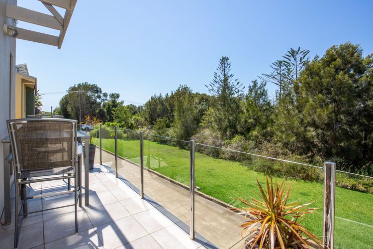 Thalassa – Pet Friendly – 2 Mins Walk to Beach