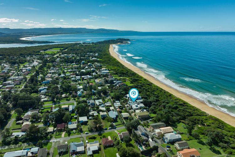 Amazing beachfront at your doorstep, Easy access to an amazing surf beach for surfing