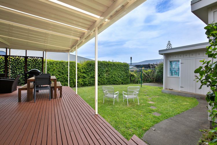 The Deckhouse – Pet Friendly – 2 Mins to Beach