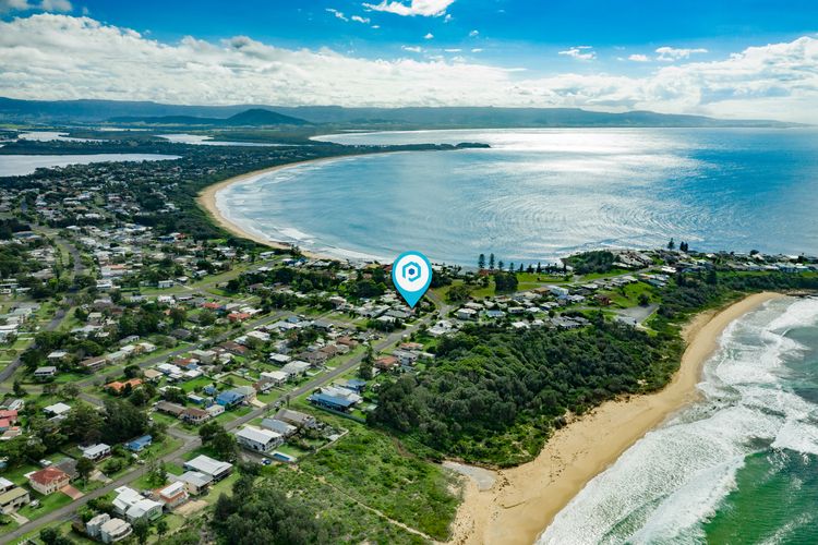 Amazing beach only a few minutes walk away, Easy access to an amazing surf beach for surfing