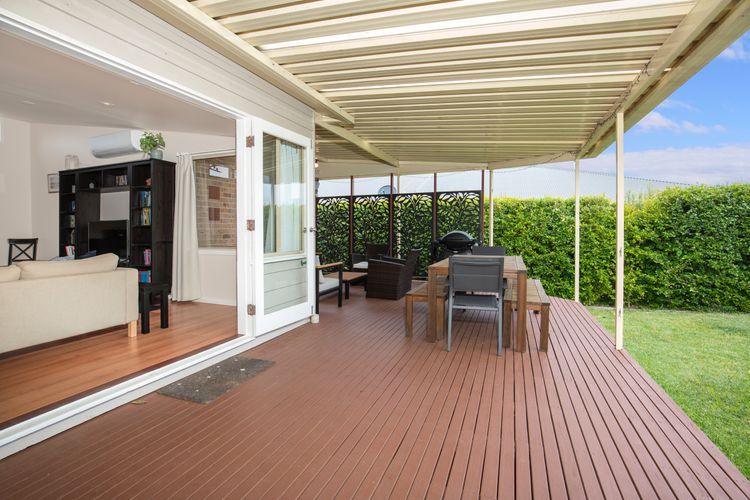 The Deckhouse – Pet Friendly – 2 Mins to Beach