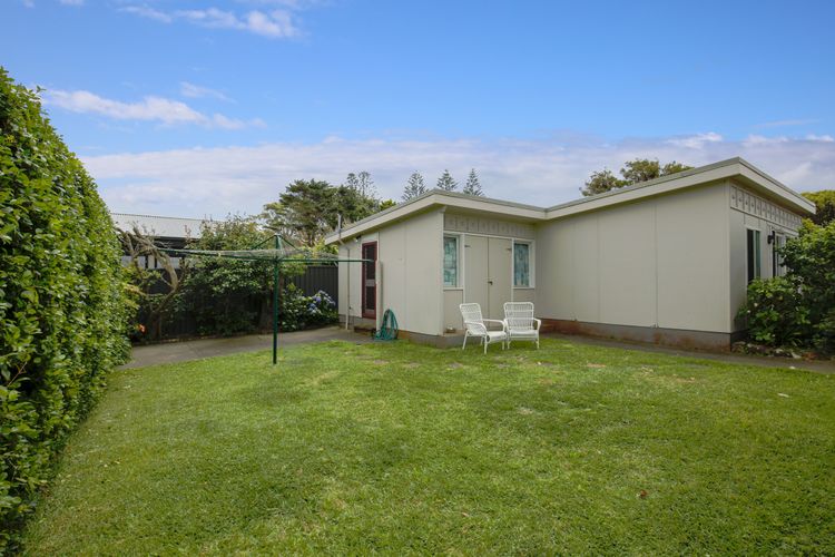 The Deckhouse – Pet Friendly – 2 Mins to Beach