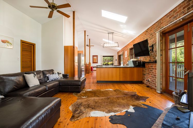 Eagles Point – Water Views – Pet Friendly