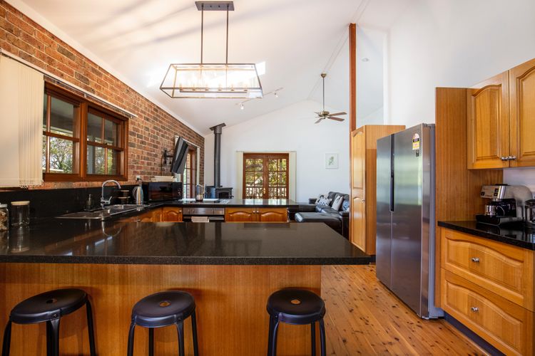Eagles Point – Water Views – Pet Friendly