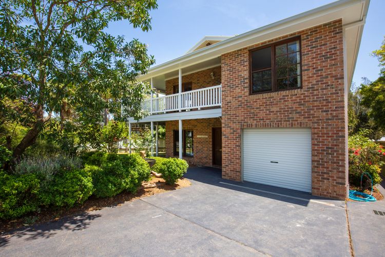 Eagles Point – Water Views – Pet Friendly