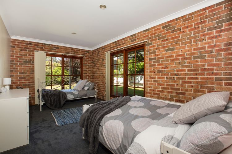 Eagles Point – Water Views – Pet Friendly
